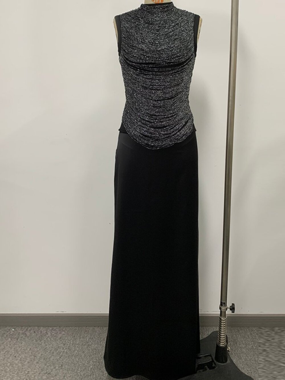 Black Metallic Fringe Top & Satin Maxi Skirt 2-Piece Evening Set - Picture 3 of 6